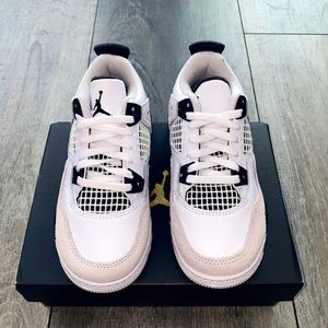 JORDAN 4 RETRO (PS) 11c